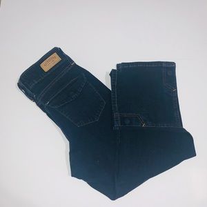 Levi’s Cropped Jeans